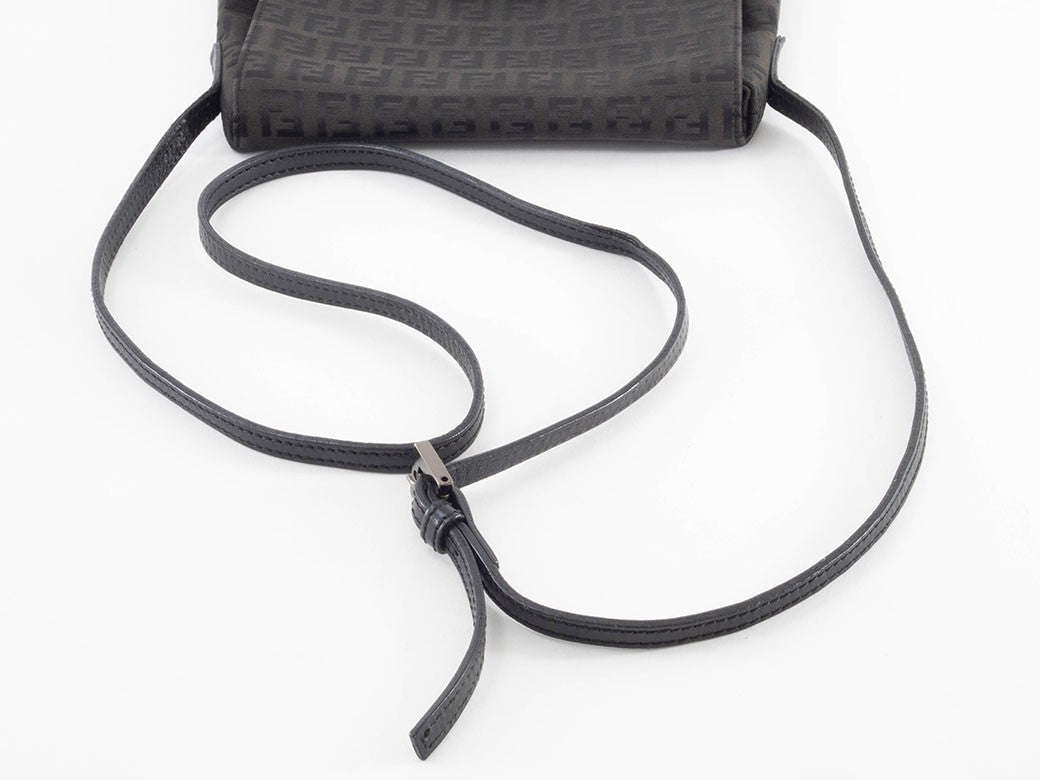 FENDI Zucchino Canvas Black Crossbody Shoulder Bag Messenger Preowned Auth7