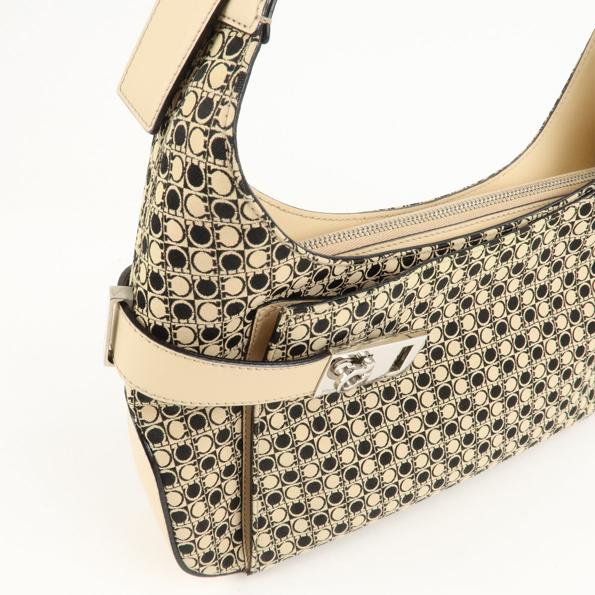 Ferragamo Gancini Hobo Shoulder Bag Canvas Leather Beige Black Preowned Auth6