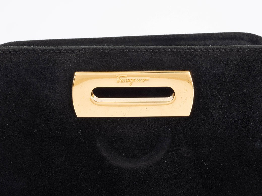 Salvatore Ferragamo Chain Shoulder Bag Suede Gancini Black P21 5241 Reuse Used19