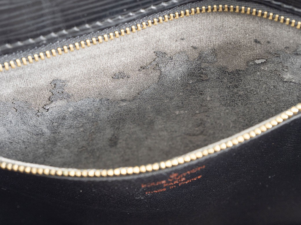 LOUIS VUITTON Pochette Serie Dragonne Second Bag M52612 Epi Leather Black Reuse6