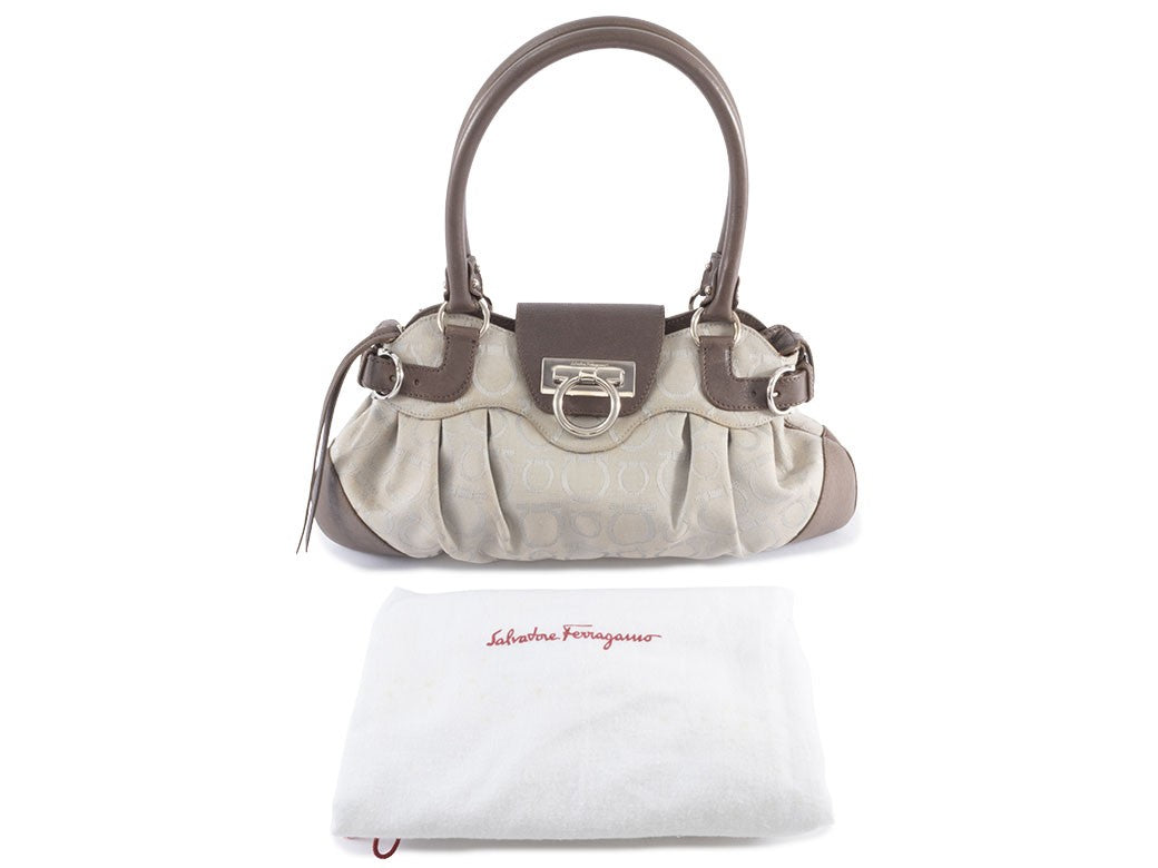 Salvatore Ferragamo Bag Gancini Canvas Handbag AU216326 Reuse Used Preowned9