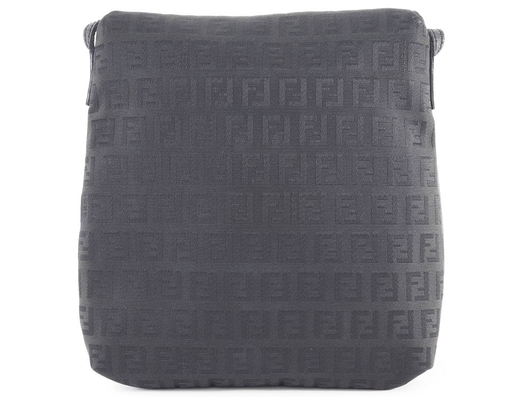 FENDI Zucchino Canvas Black Crossbody Shoulder Bag Messenger Preowned Auth2