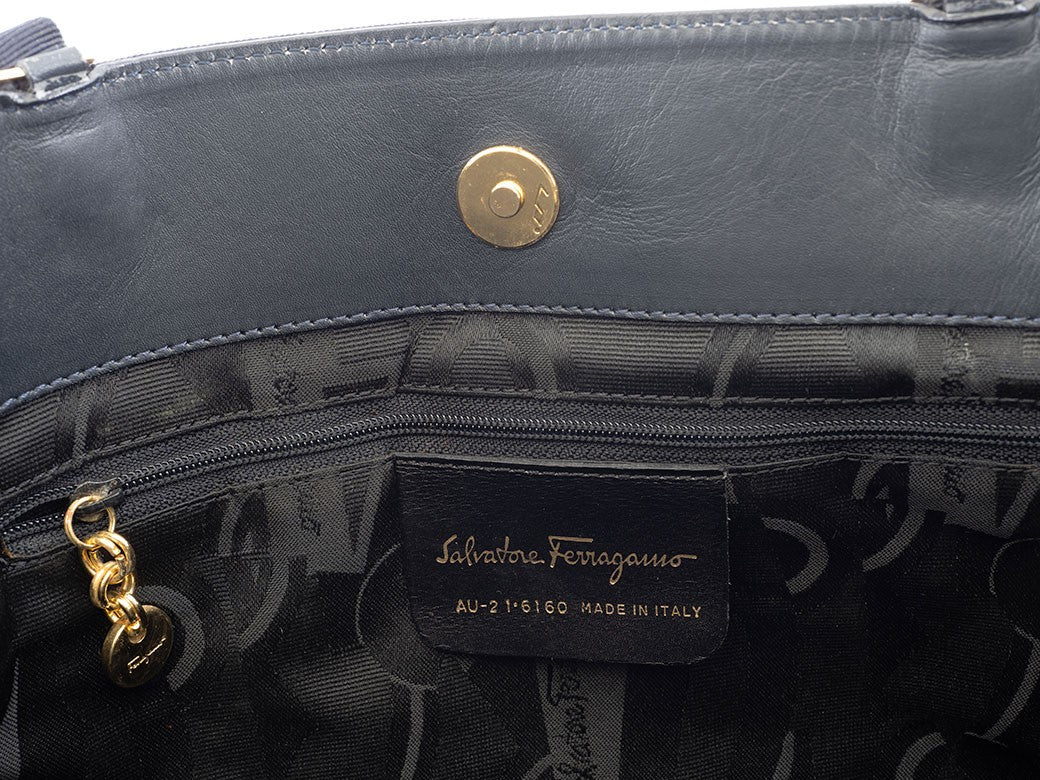 Ferragamo Vara Ribbon Tote Bag Navy Nylon Women Shoulder Tote Bag Preowned Auth7
