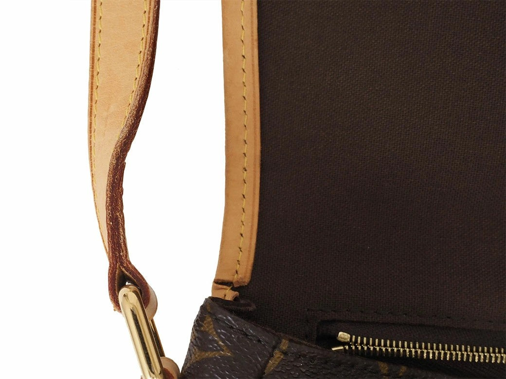 Louis Vuitton Menilmontant MM Monogram Canvas Crossbody Shoulder Bag Preowned10