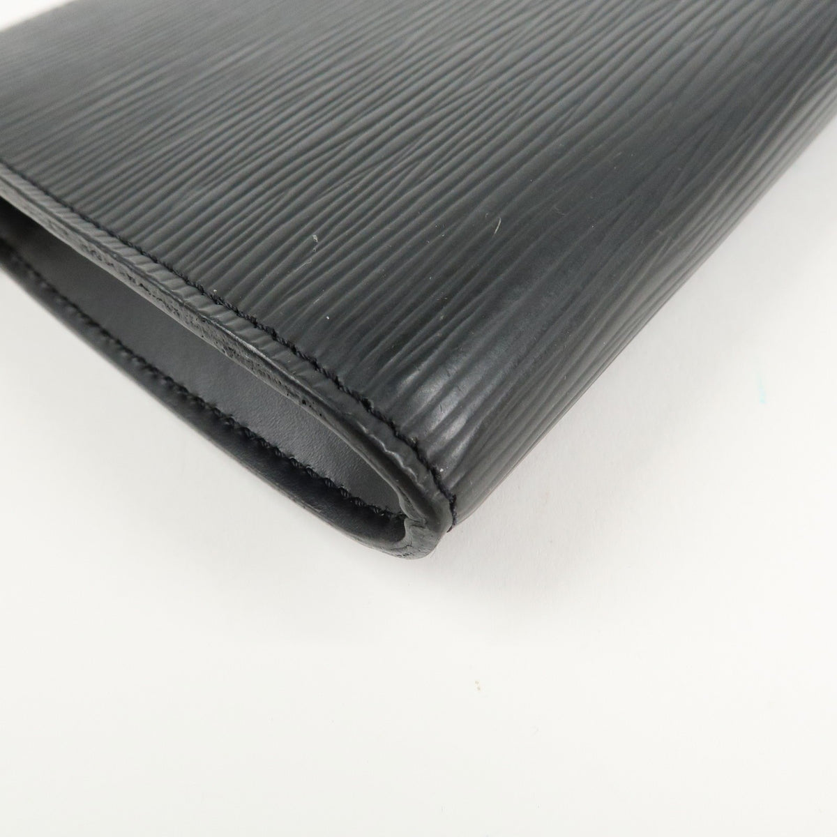 Louis Vuitton Epi Pochette Accessoires Hand Bag Noir M52942 Authentic Used F/S11