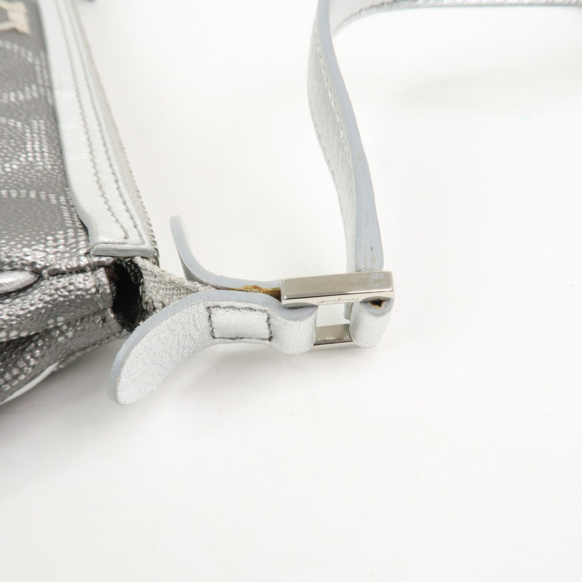 Ferragamo Gancini Logo Leather Shoulder Bag Hand Bag Silver Authentic Used F/S8
