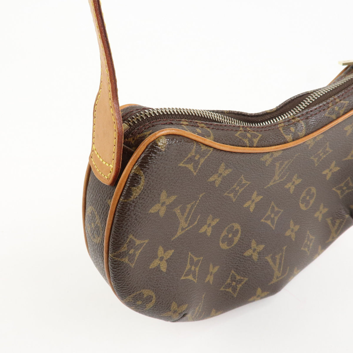 LOUIS VUITTON Pochette Croissant Monogram Shoulder Bag M51510 Preowned Auth10