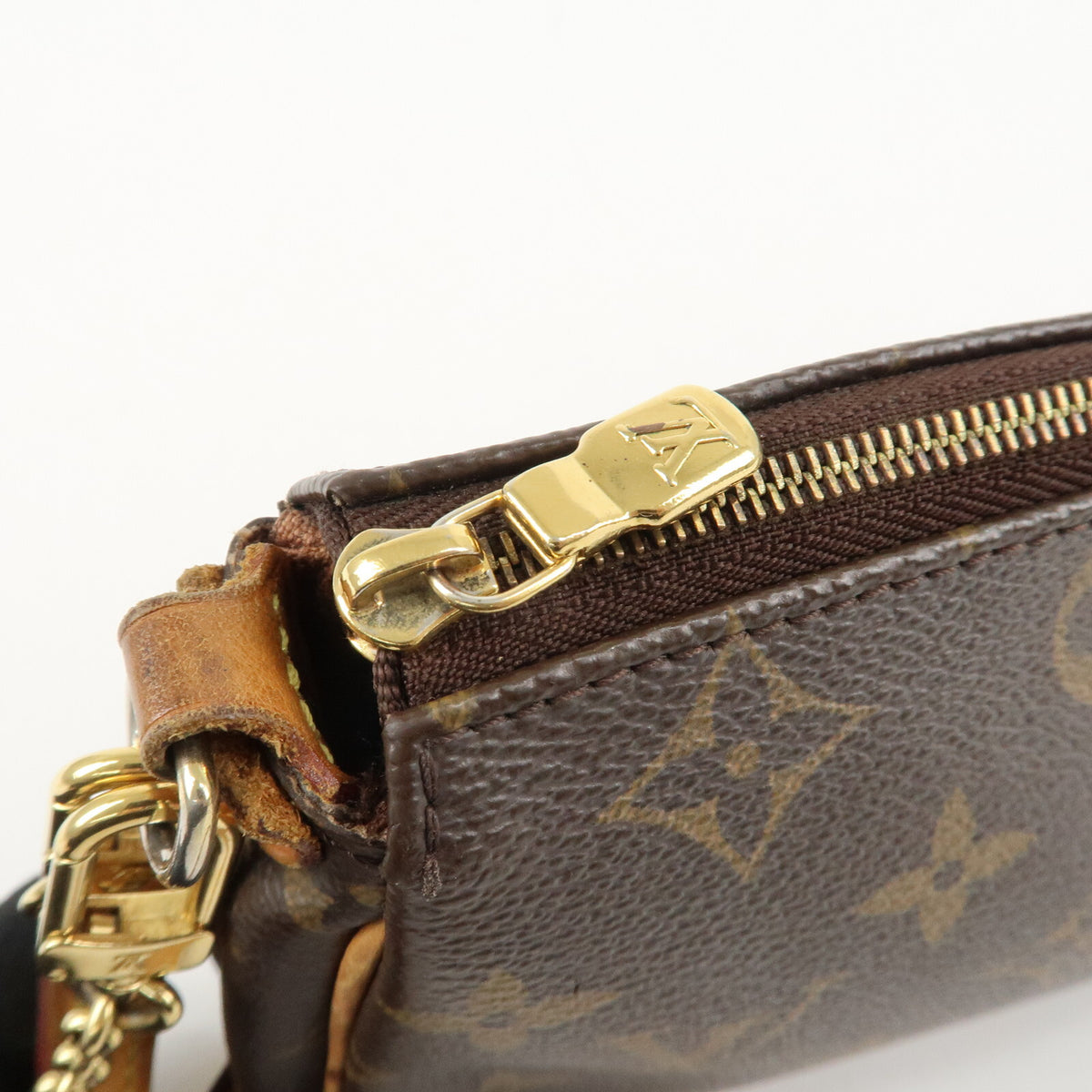 LOUIS VUITTON Monogram Eva Convertible Pouch Shoulder Bag M95567 Preowned Auth6