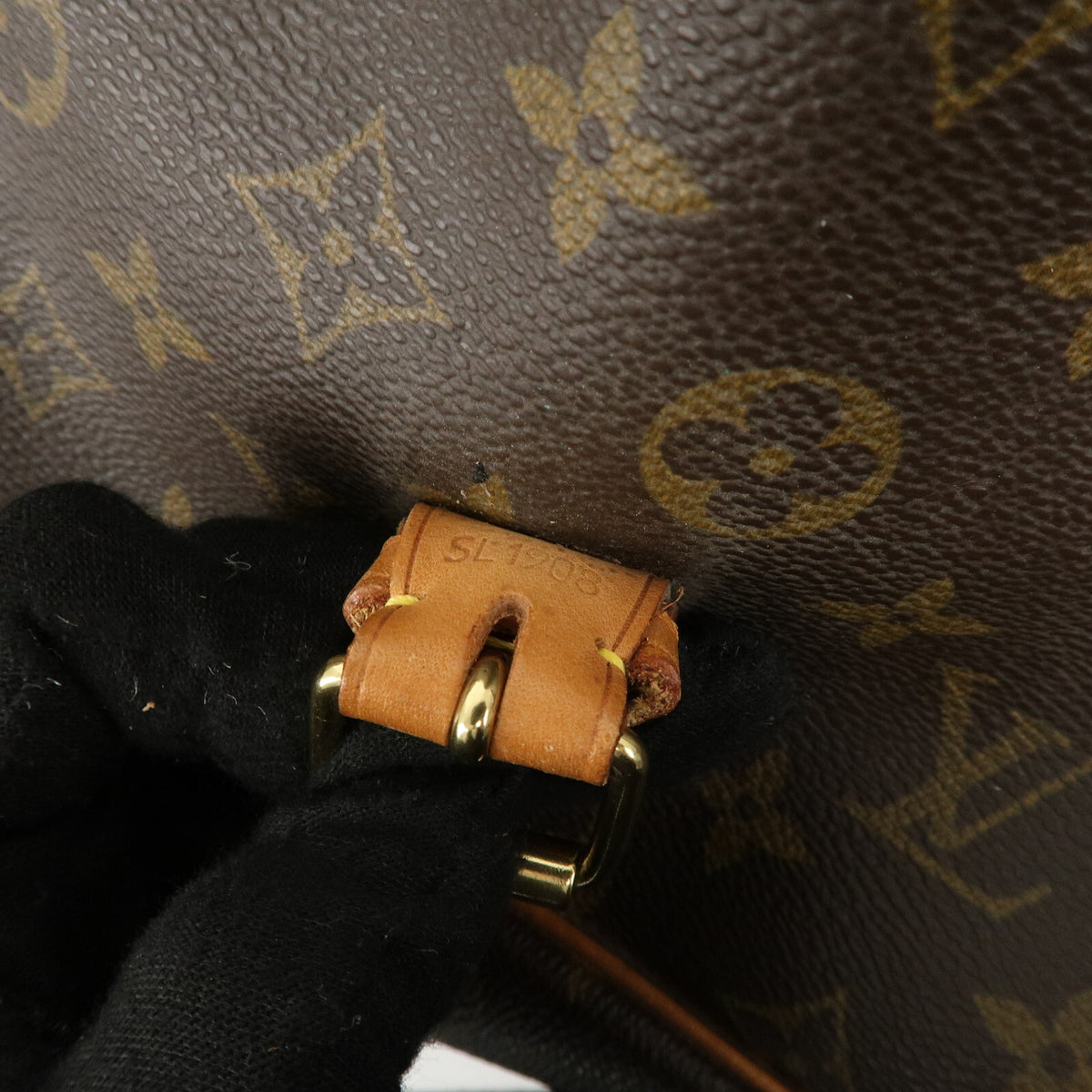 LOUIS VUITTON Monogram Gibessiere GM Crossbody Shoulder Bag Preowned Auth6