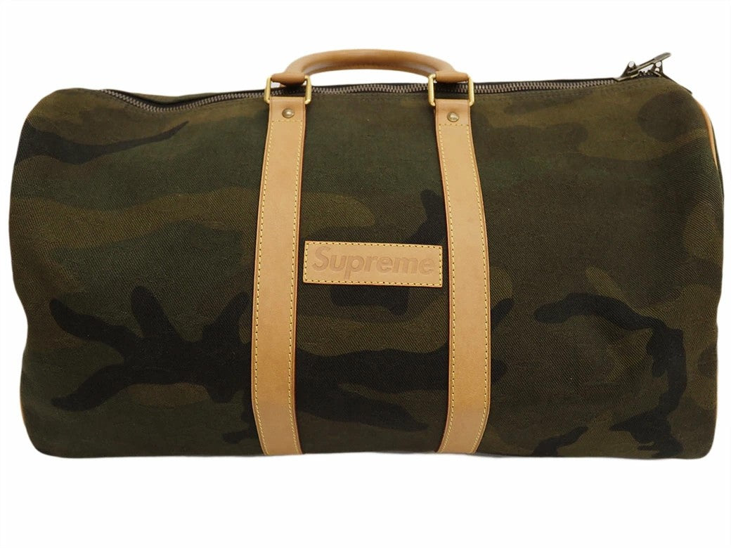 LV x Supreme Keepall Bandouliere Camo Travel Bag M43466 Khaki Men's Preowned2