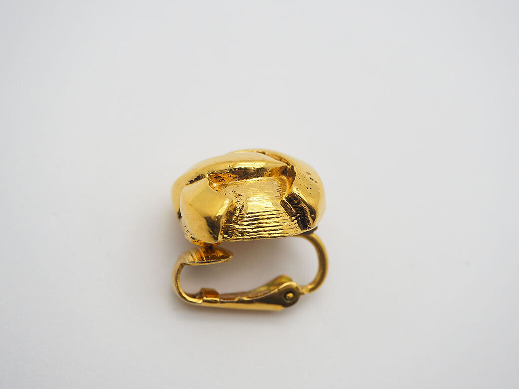 CHANEL Vintage Coco Earrings Gold Ladies Round Round Coco Mark Preowned Auth6