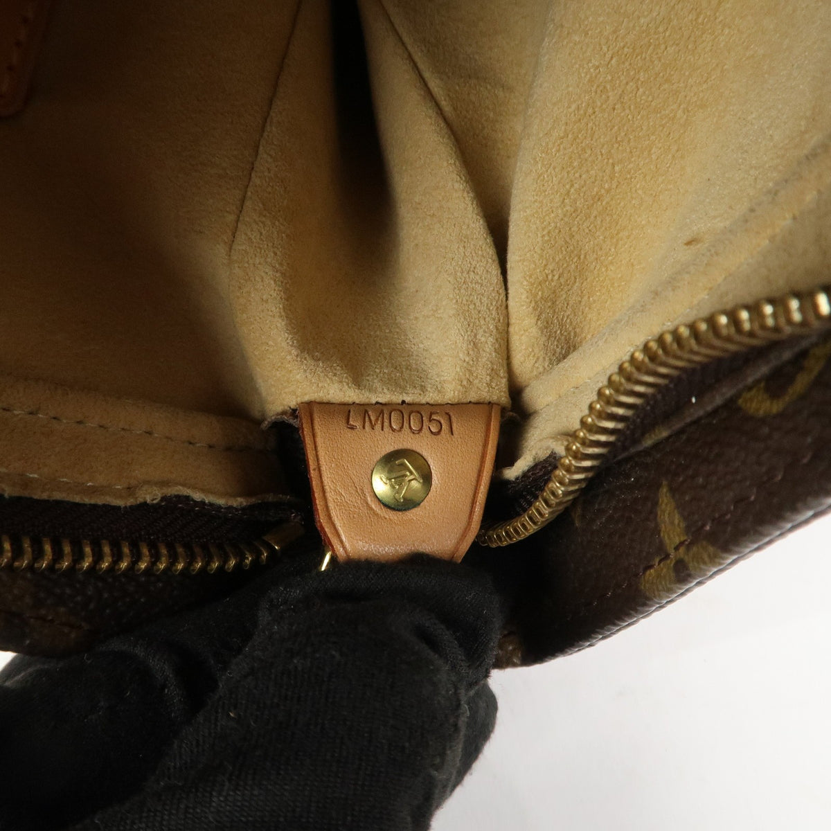 Louis Vuitton Shoulder Bag Monogram Looping GM Bown M51145 Authentic Used F/S23