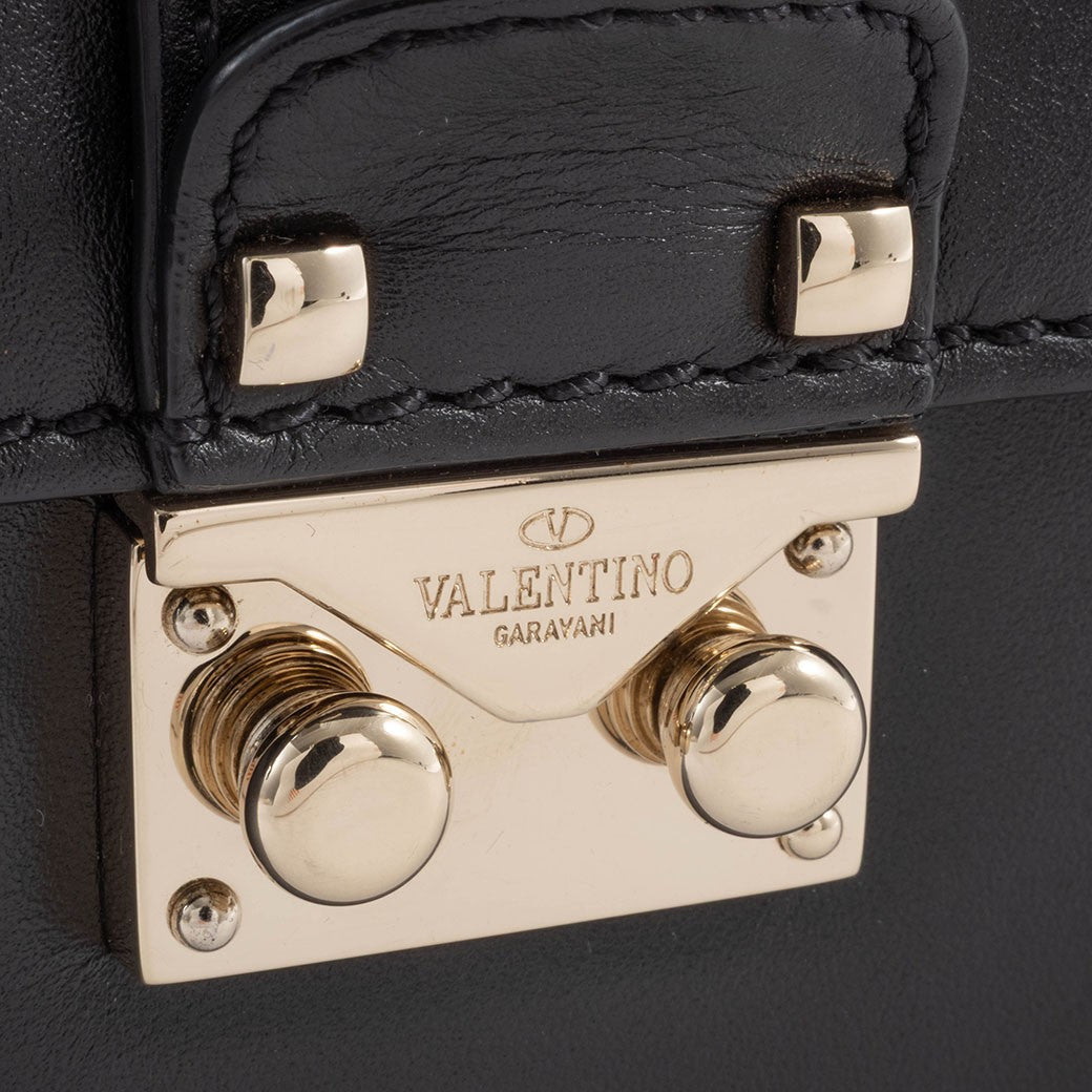 Valentino Garavani Rockstud Chain Shoulder Bag Black Leather Preowned Auth12