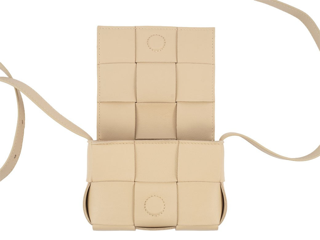 BOTTEGA VENETA Candy Cassette Crossbody Bag Beige Leather 666688 Preowned Auth5