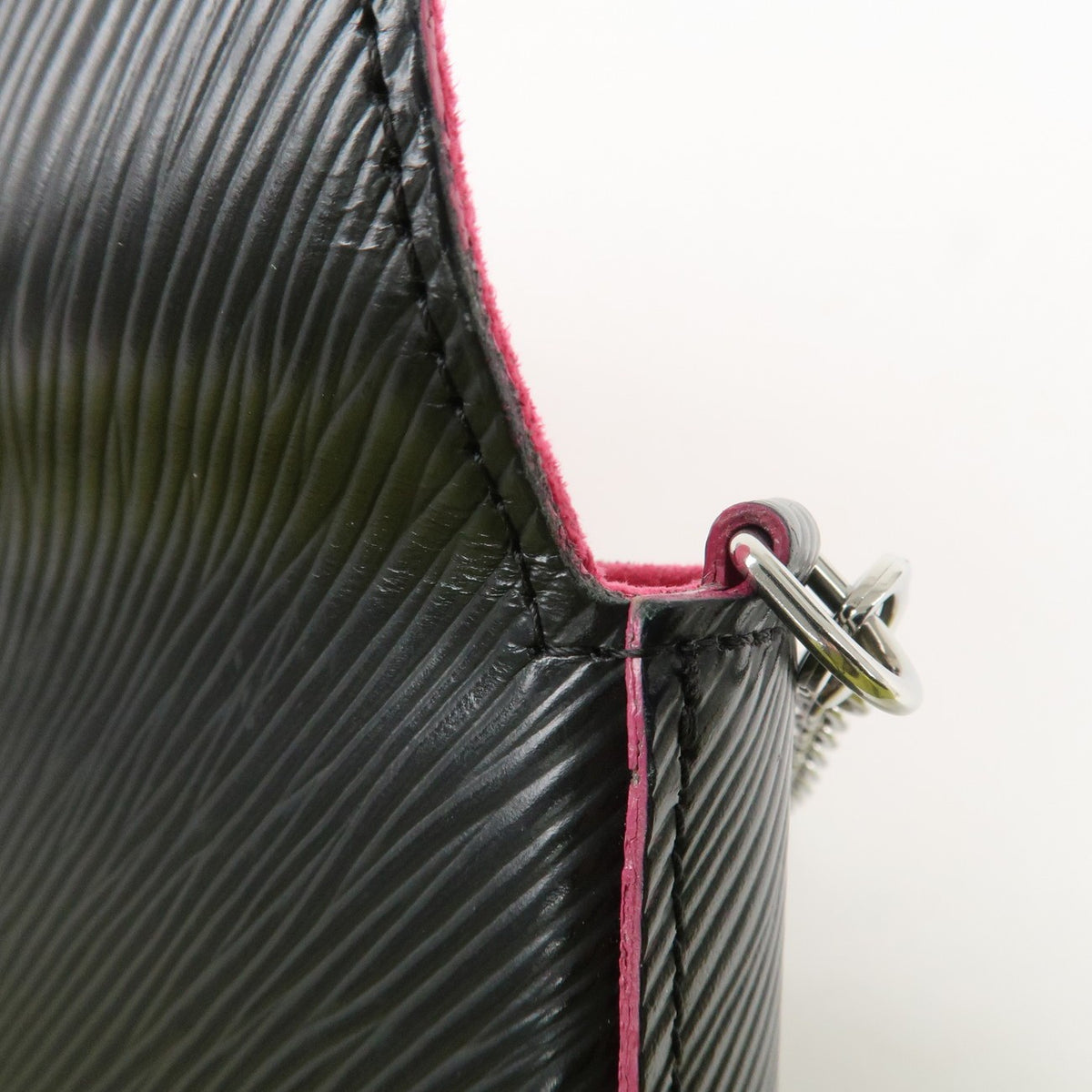 Louis Vuitton Epi Pochette Felicie Shoulder Bag Noir Pink M64579 Auth Used F/S17