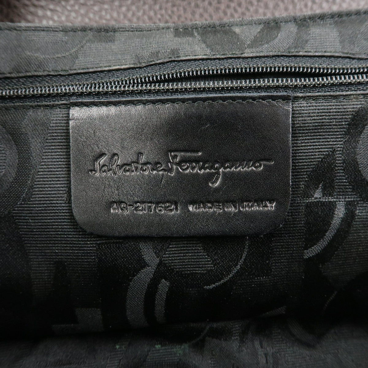 Ferragamo Gancini Logo Leather Shoulder Bag Hand Bag Brown Authentic Used F/S23