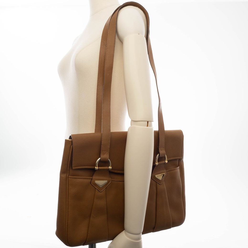 BALLY Old Bally Womens Shoulder Bag Camel Leather Flap Vintage Preowned Auth18