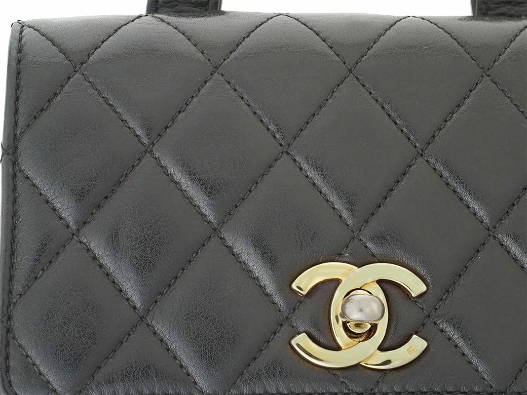 CHANEL Matelasse Waist Bag 70 Quilted Belt Bag Black Vintage Mini Preowned Auth4