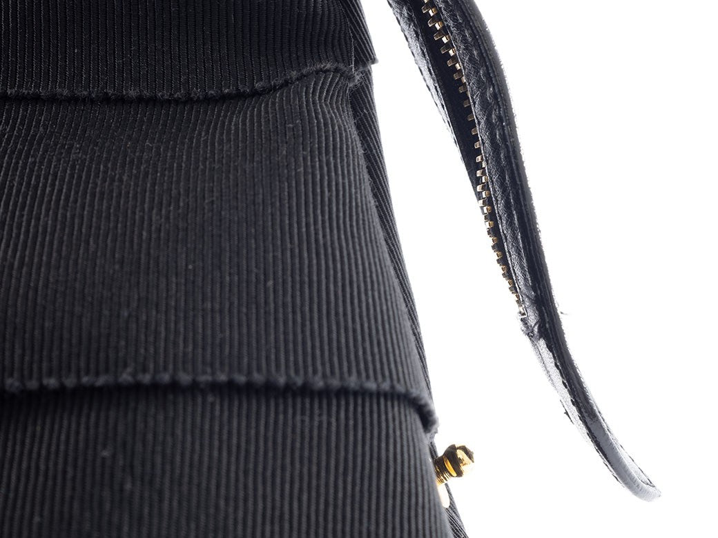 Ferragamo Vara Ribbon Womens Chain Shoulder Tote Bag Nylon Black Preowned Auth23